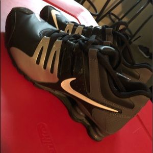 Women’s Nike shox